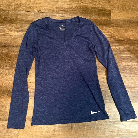 Nike Long sleeve Tee - Picture 2 of 4